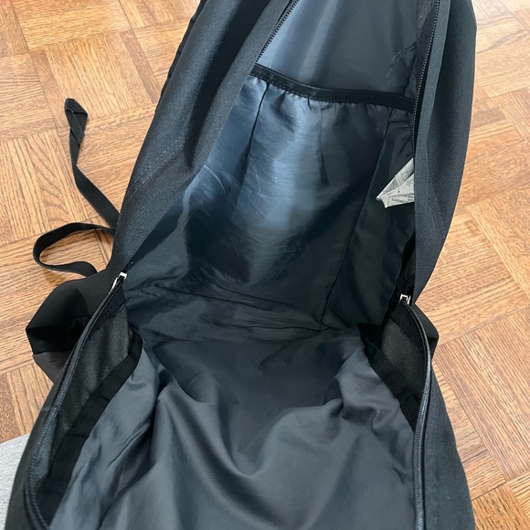 Large Backpack - Picture 6 of 7